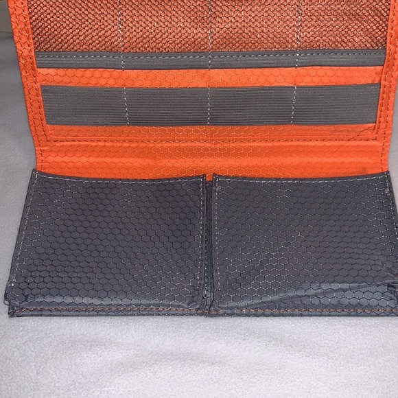 HARLEY-DAVIDSON BRAND NEW TRI-FOLD ORGANIZER WALLET - Picture 7 of 13